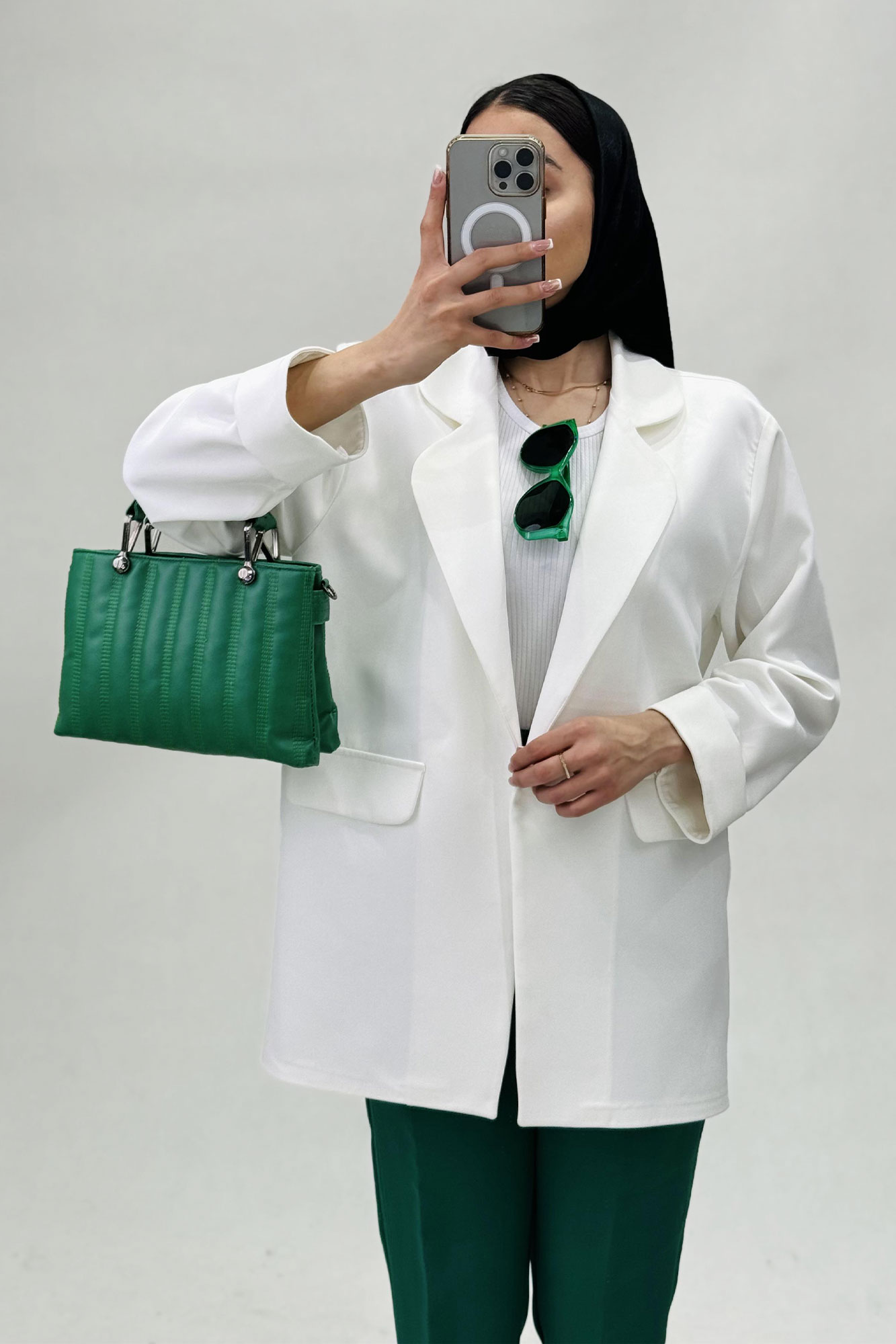 مانتو مازراتی یقه ب ب