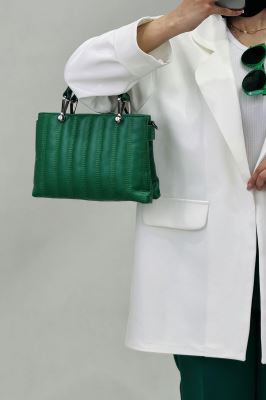 مانتو مازراتی یقه ب ب