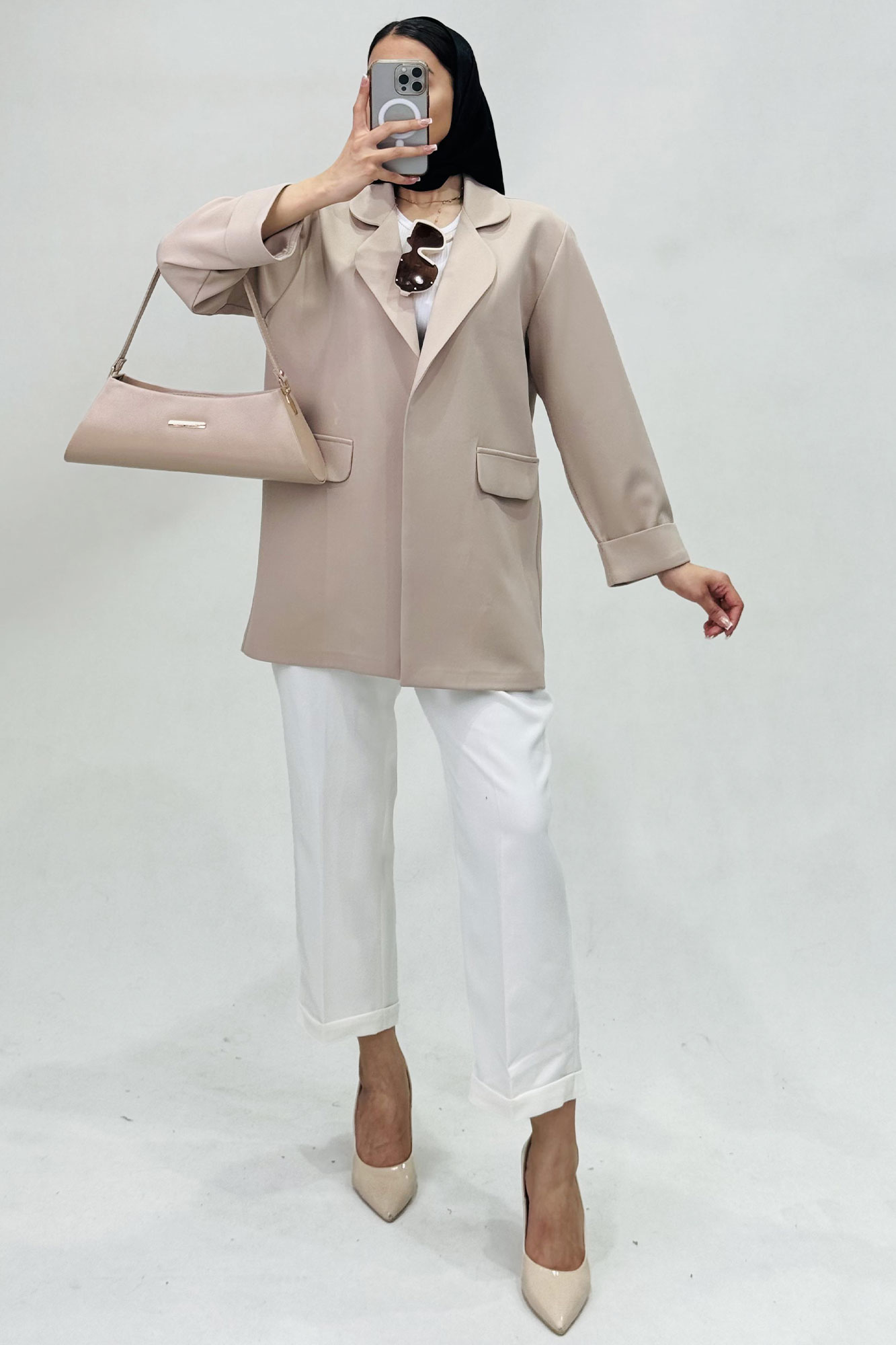 مانتو مازراتی یقه ب ب