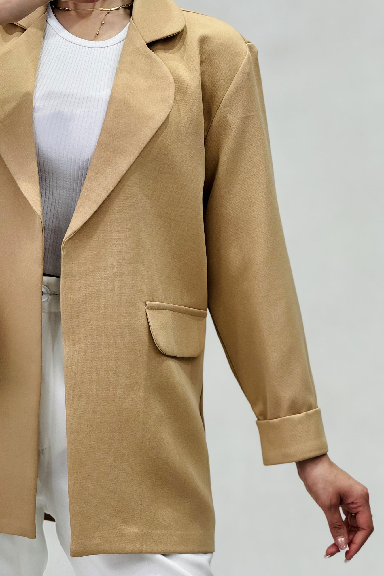 مانتو مازراتی یقه ب ب