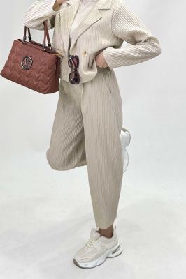 ست کت کراپ شلوار مام کلیشه