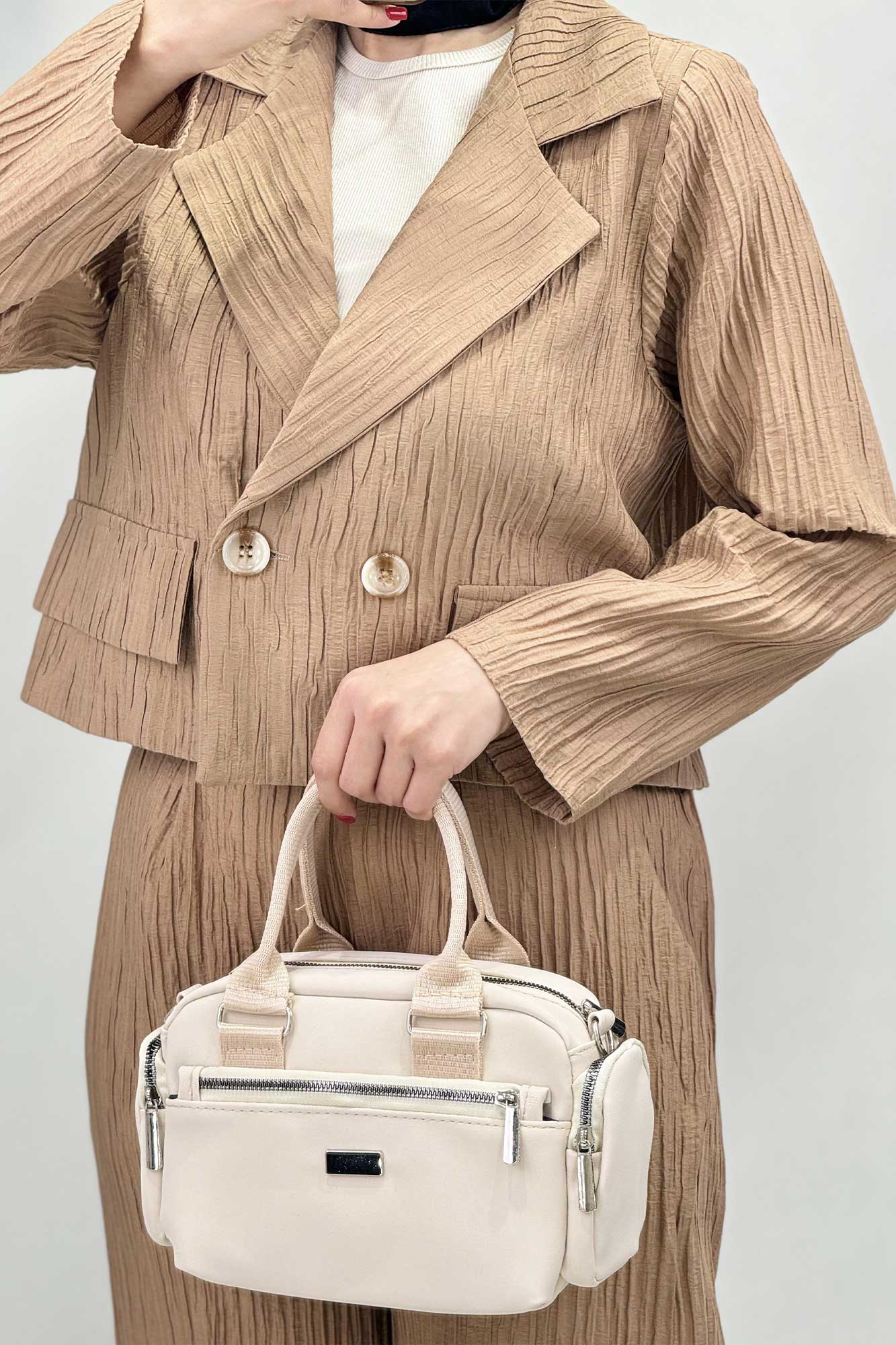 ست کت کراپ شلوار مام کلیشه