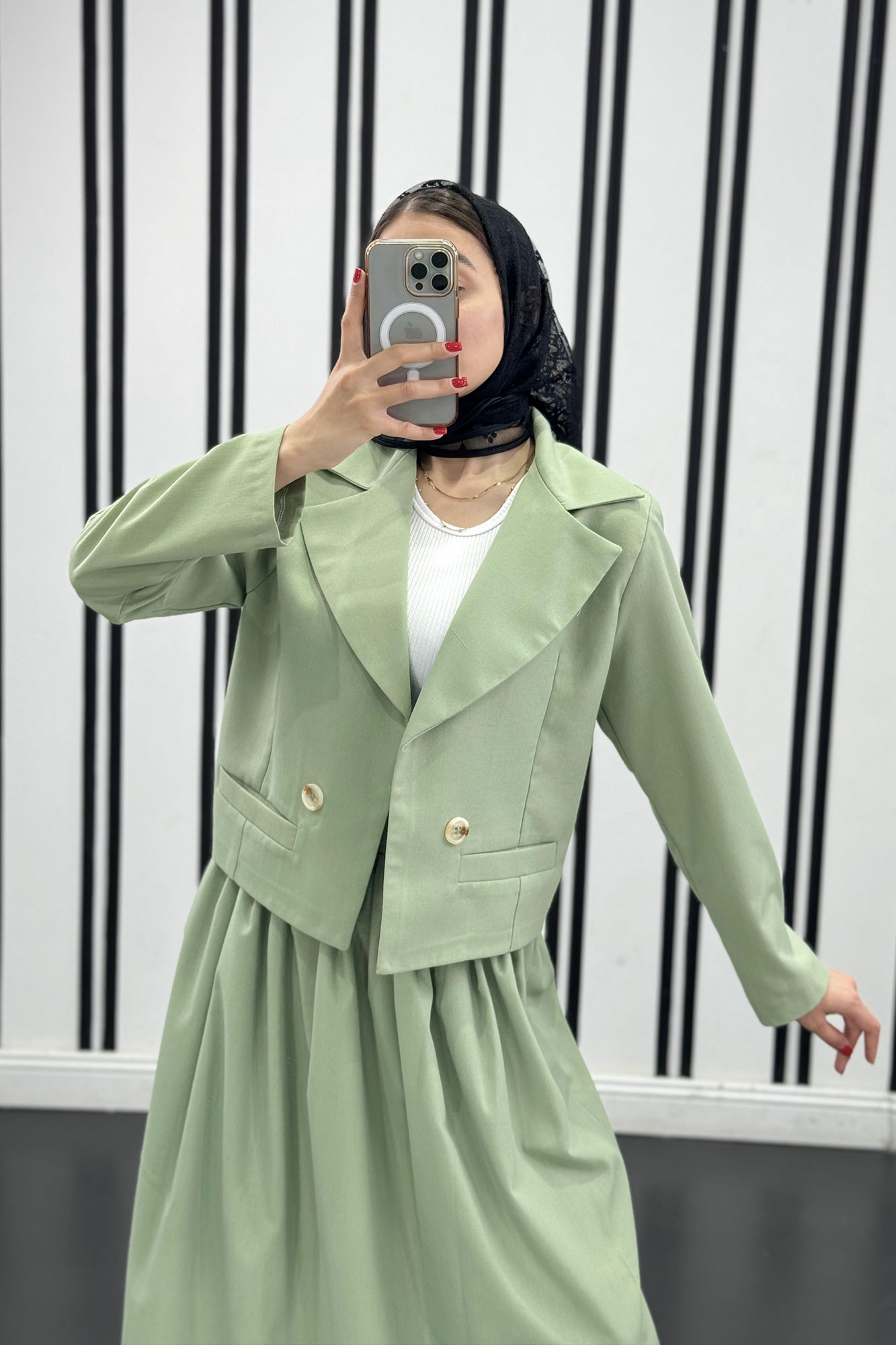 ست کت کراپ و دامن لینن آرکا