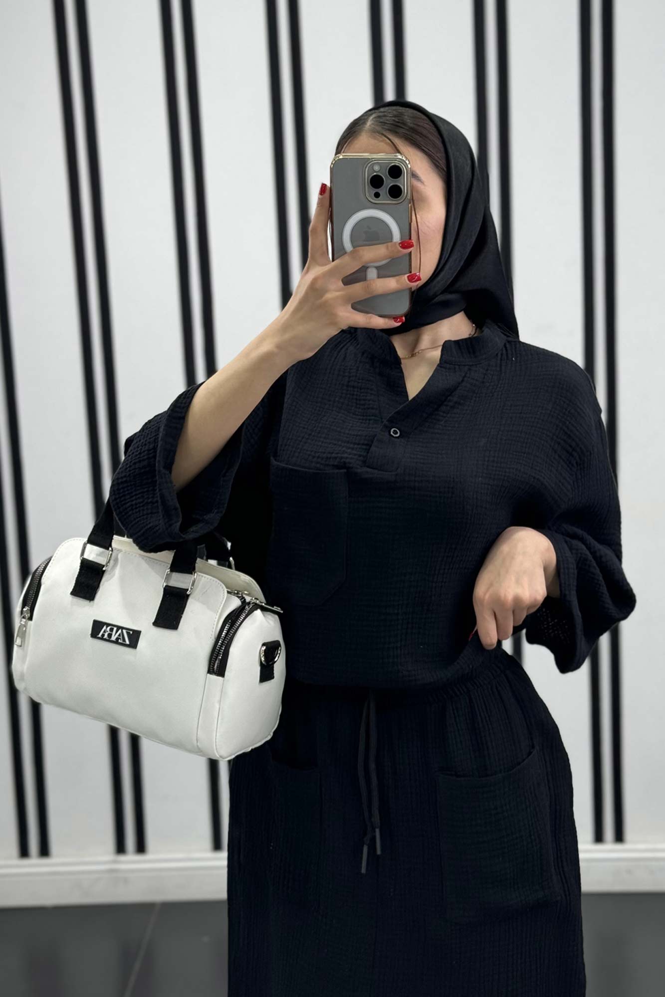 ست شومیز و دامن کوتاه پناه