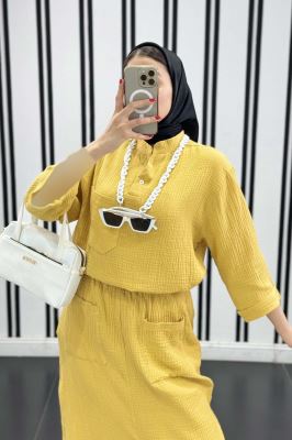 ست شومیز و دامن کوتاه پناه