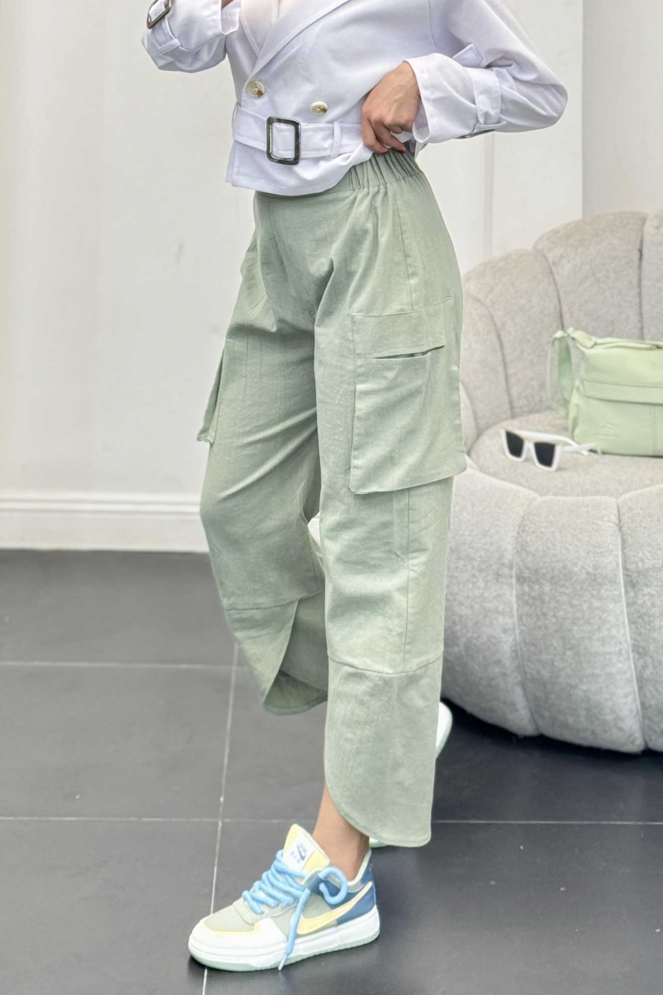 شلوار لینن دو جیب بغل پایین هلال