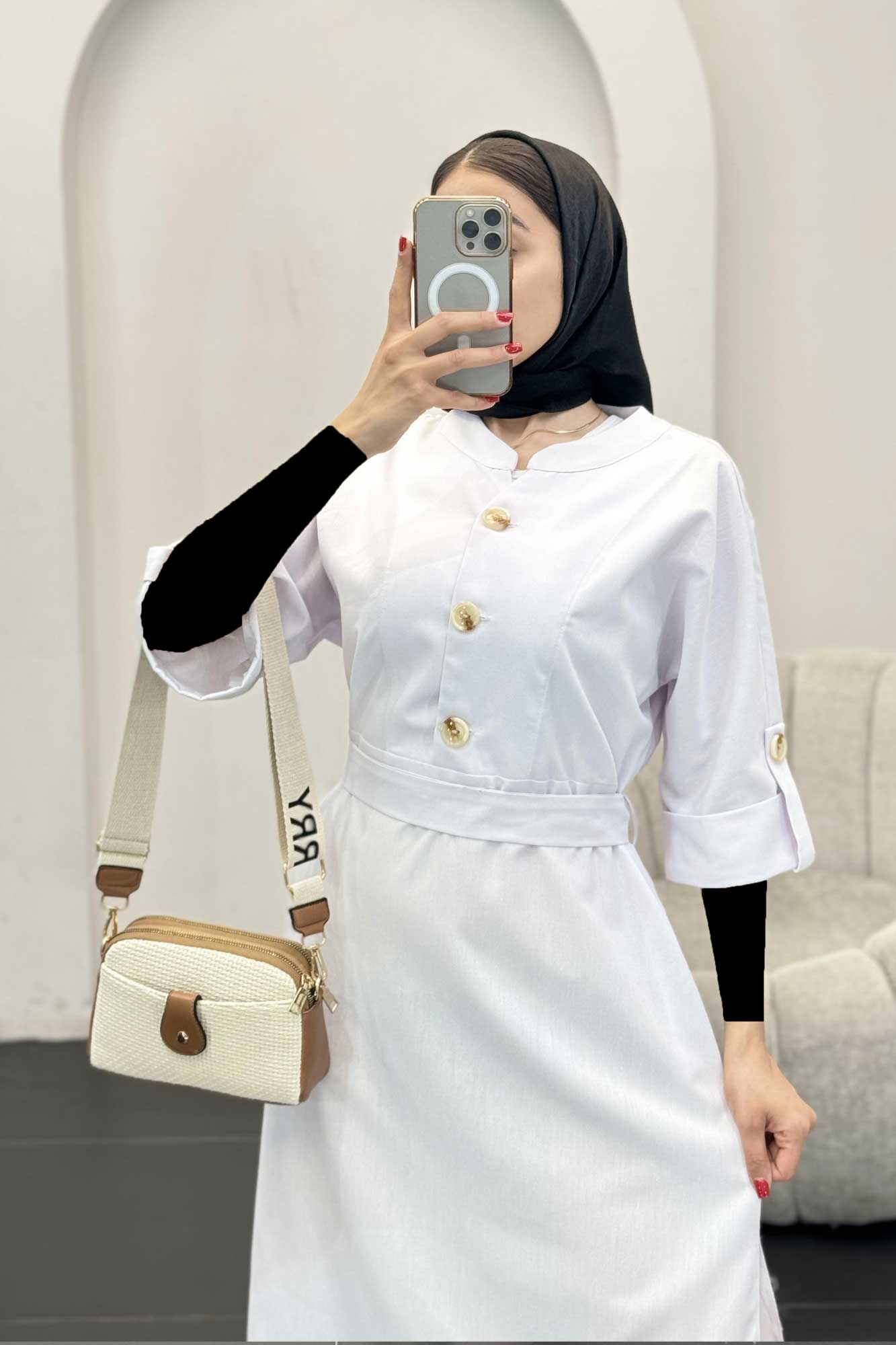 پیراهن لینن سه دکمه آستین بند دار