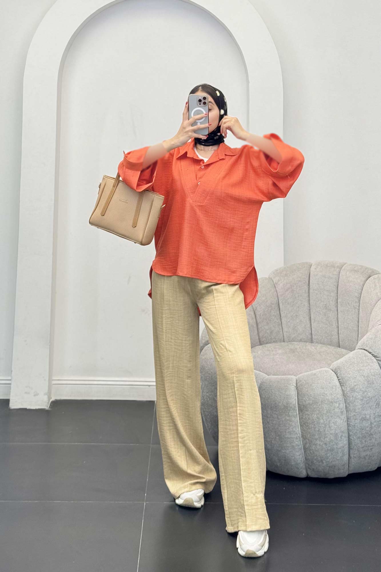 بلوز شانتون دو یقه پشت بلند