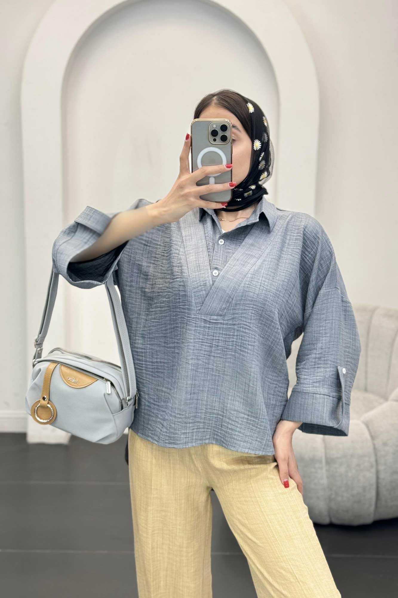 بلوز شانتون دو یقه پشت بلند