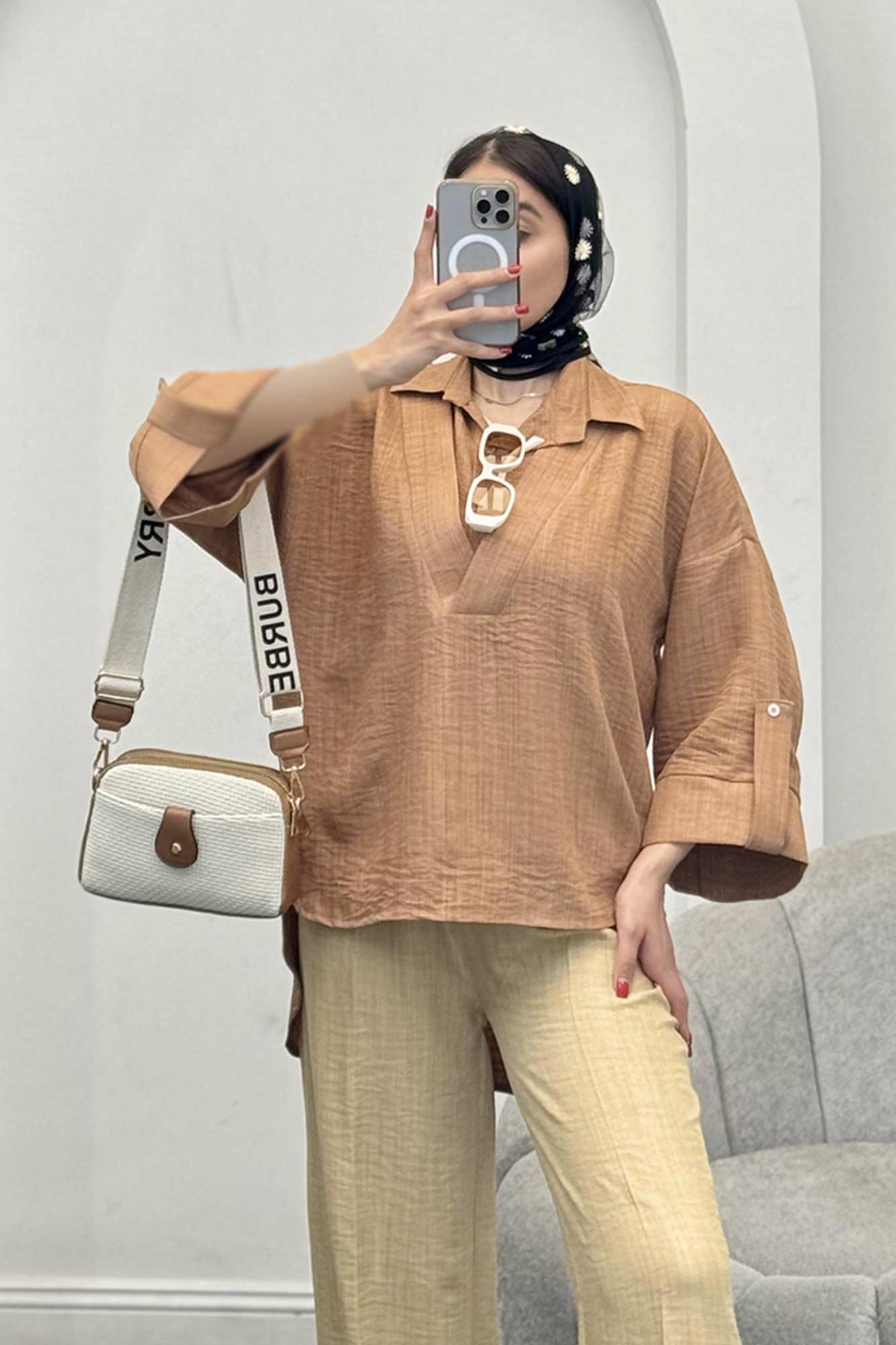 بلوز شانتون دو یقه پشت بلند