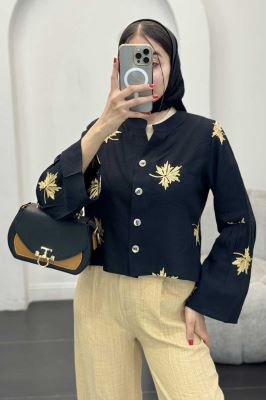 بلوز گلدوزی آستین زنگوله ای