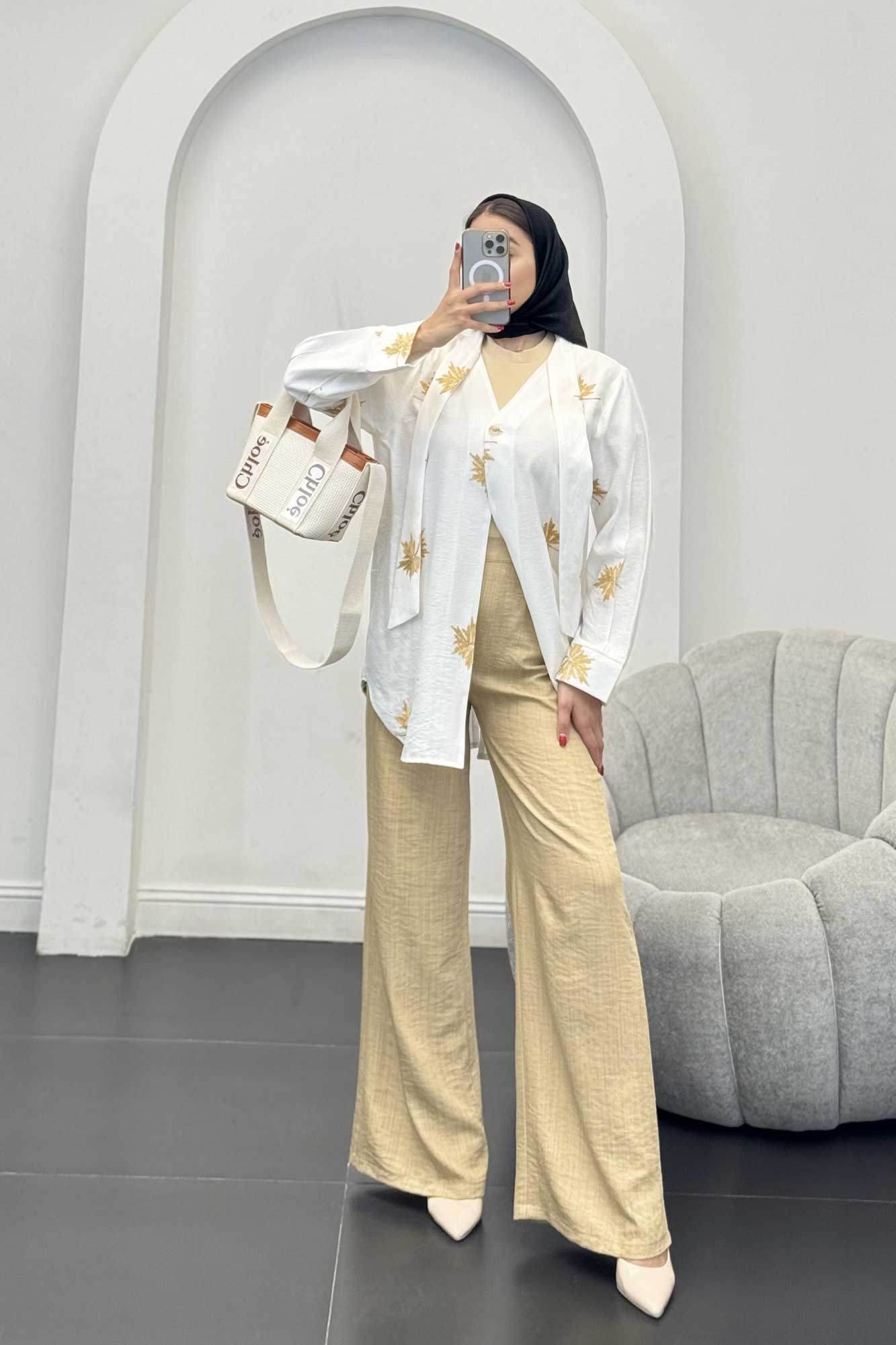 شومیز تک دکمه گلدوزی یقه بنددار