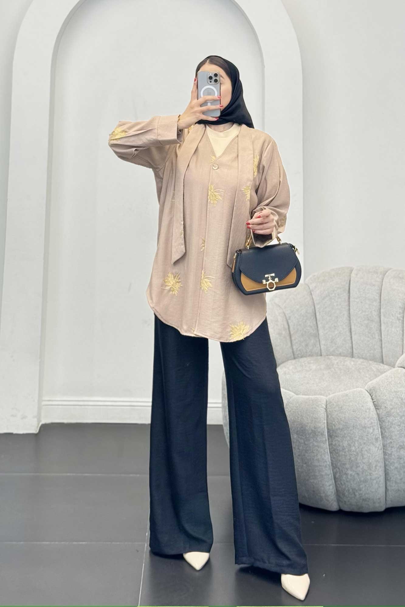 شومیز تک دکمه گلدوزی یقه بنددار