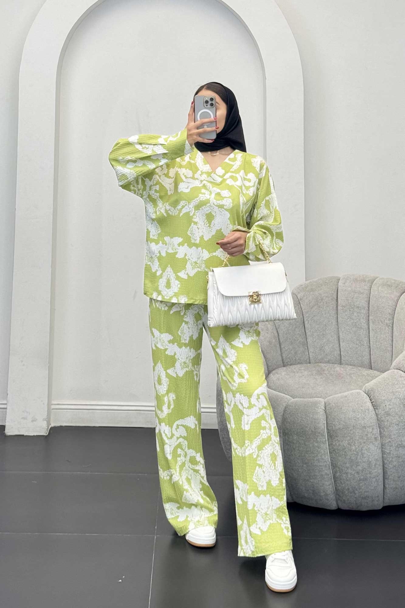 ست بلوز و شلوار یقه هفت کاملس