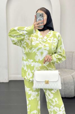 ست بلوز و شلوار یقه هفت کاملس