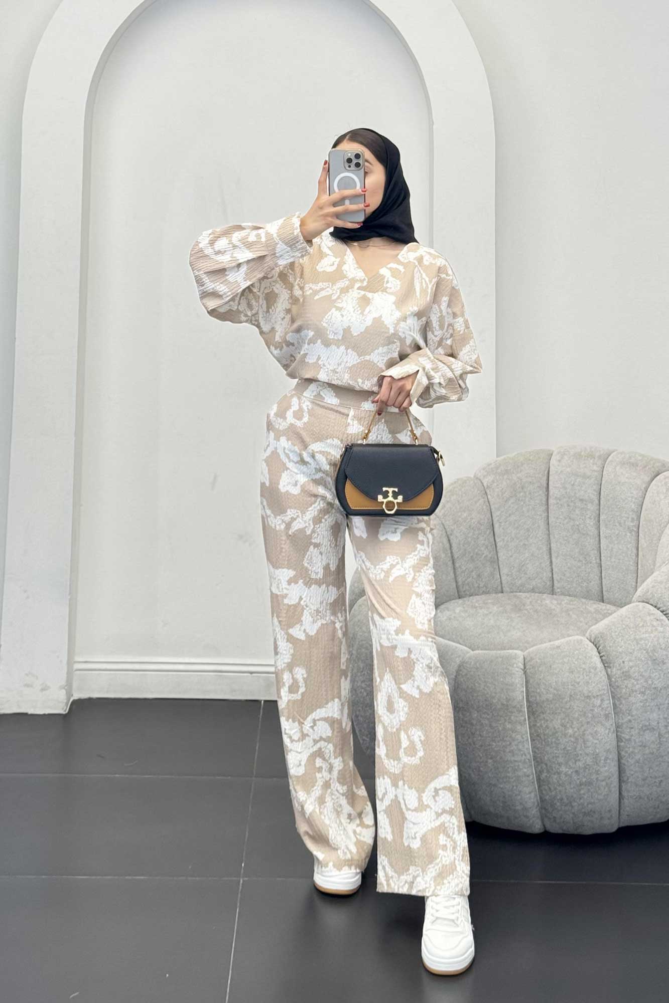 ست بلوز و شلوار یقه هفت کاملس