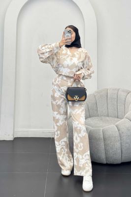 ست بلوز و شلوار یقه هفت کاملس