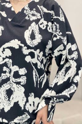 ست بلوز و شلوار یقه هفت کاملس