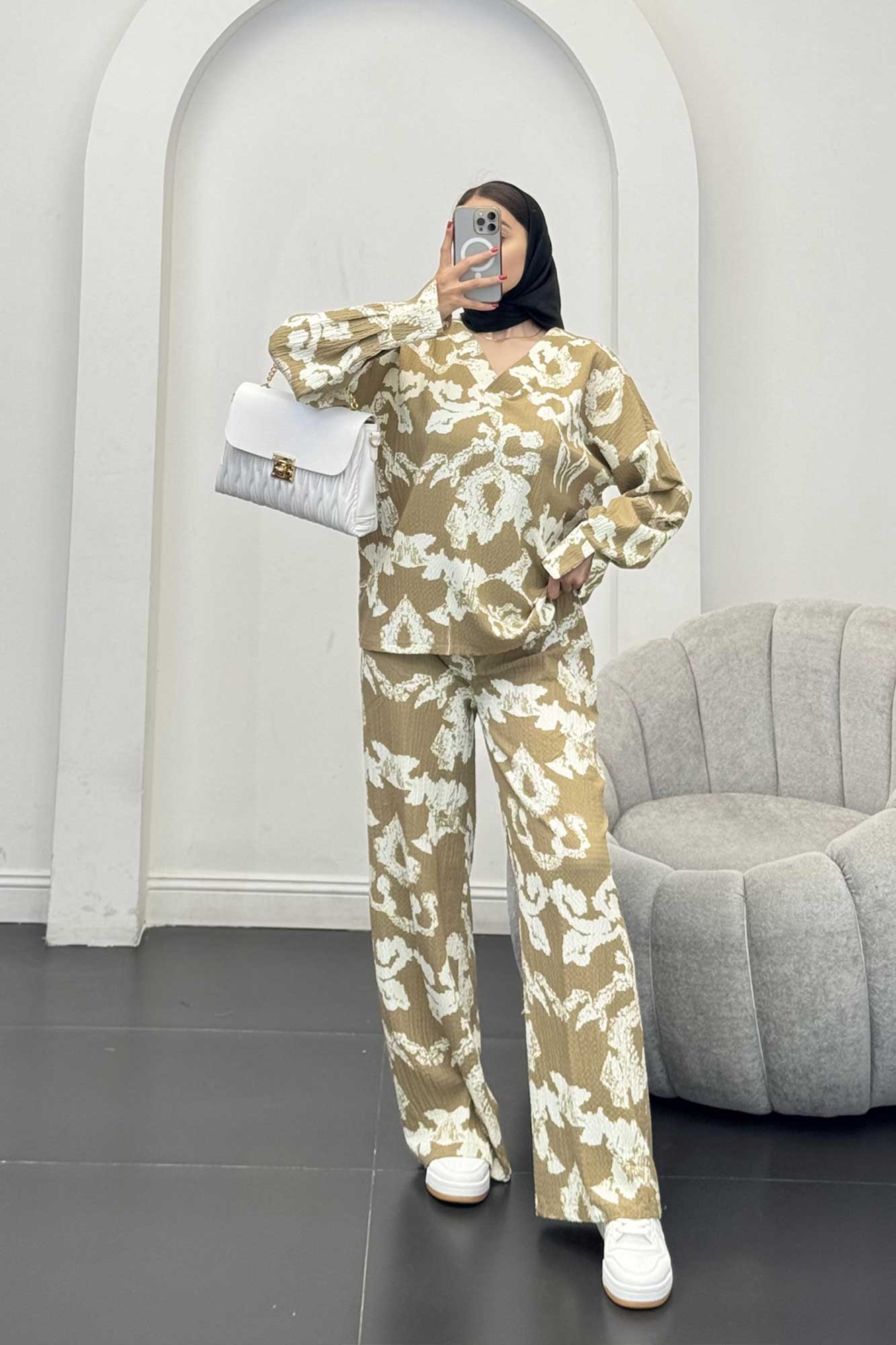 ست بلوز و شلوار یقه هفت کاملس