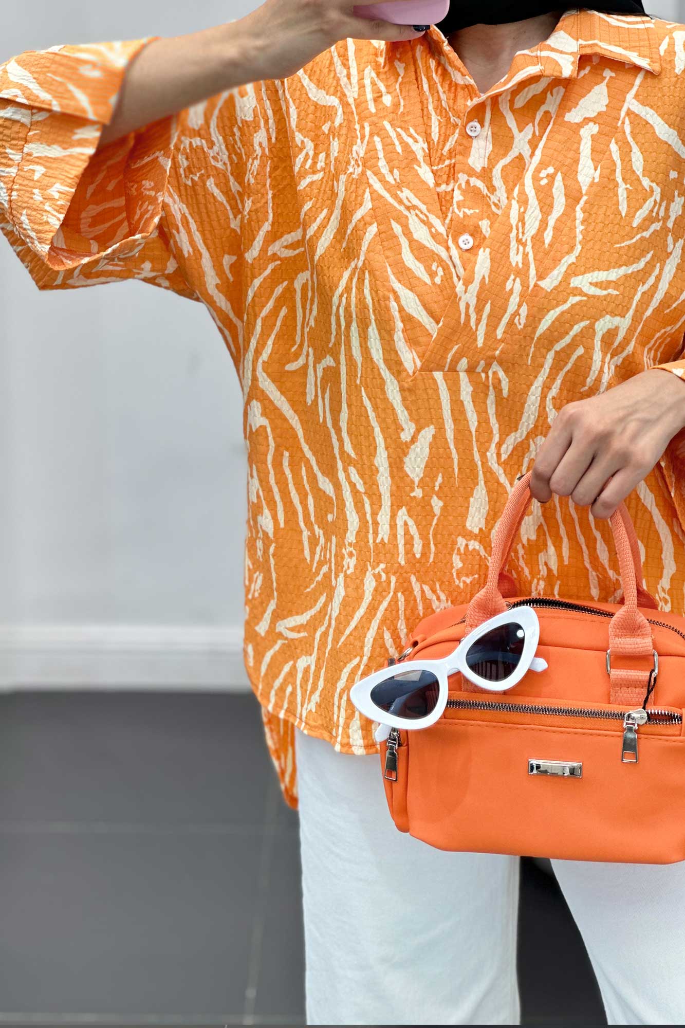 بلوز کاملس دو یقه پشت بلند