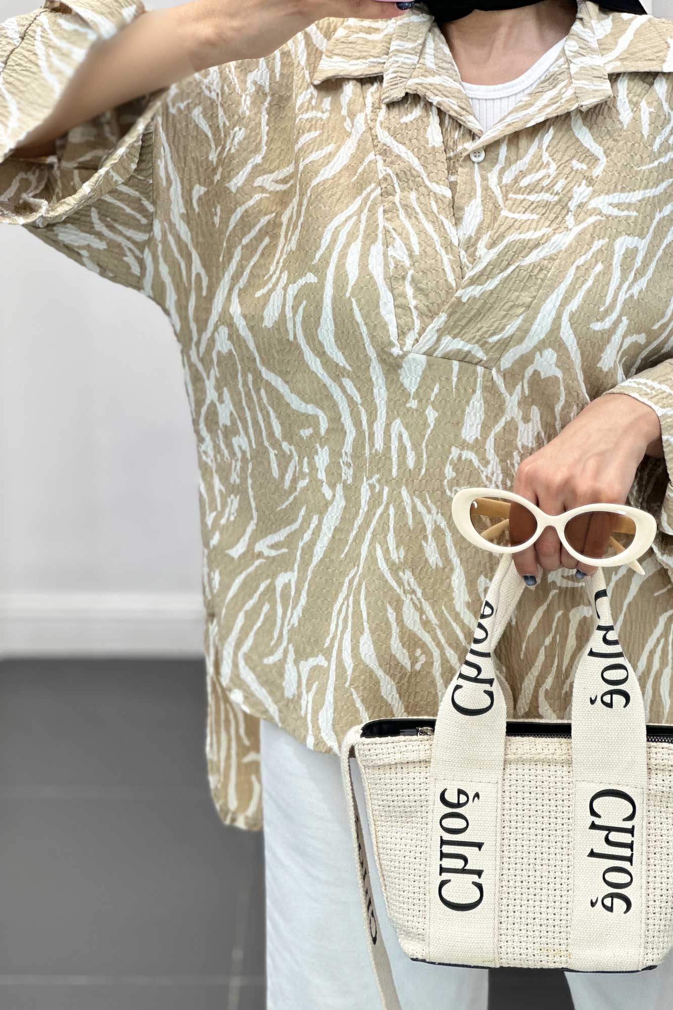 بلوز کاملس دو یقه پشت بلند