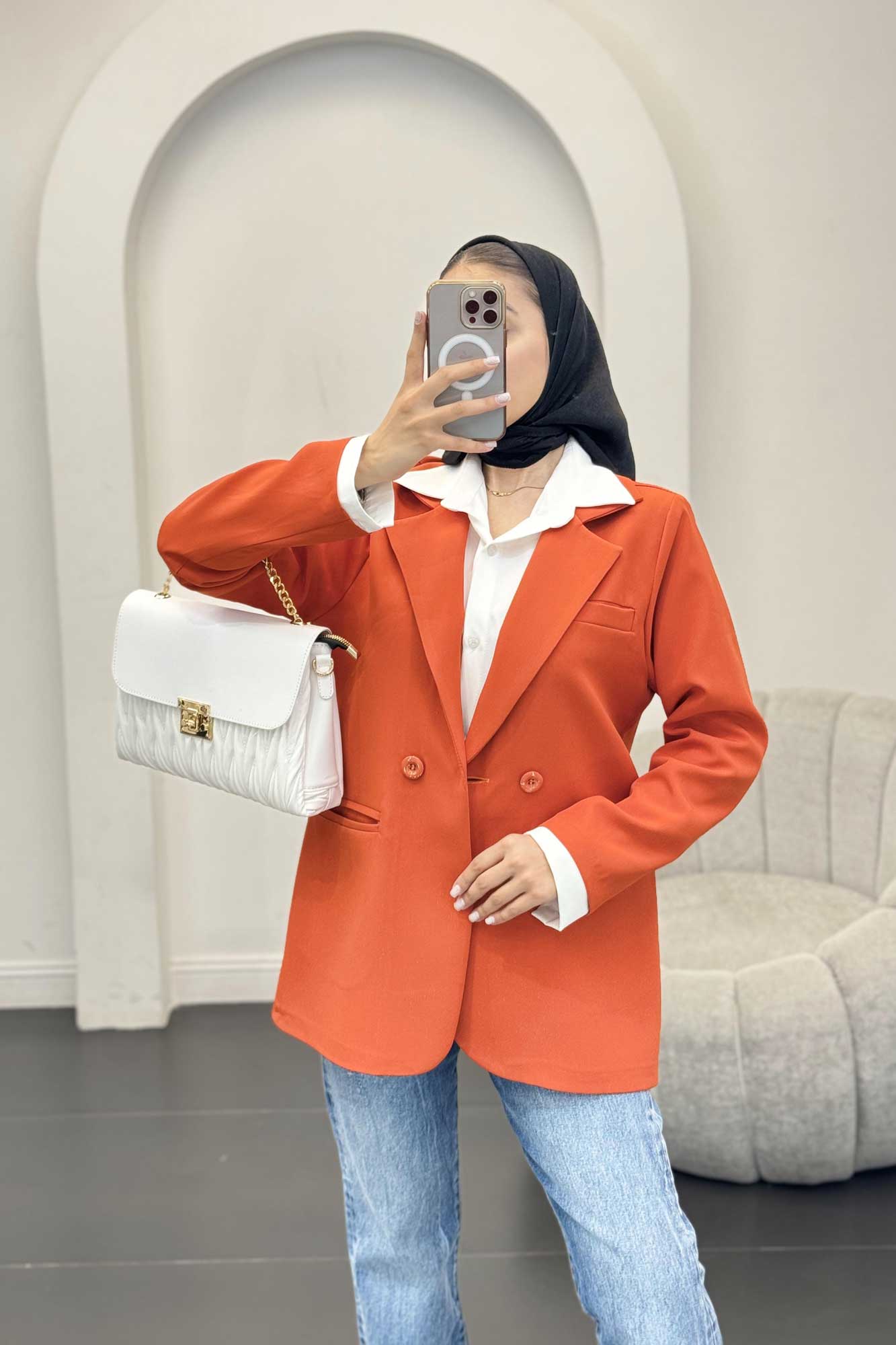 کت مازراتی لمه آبشاری لیدیا