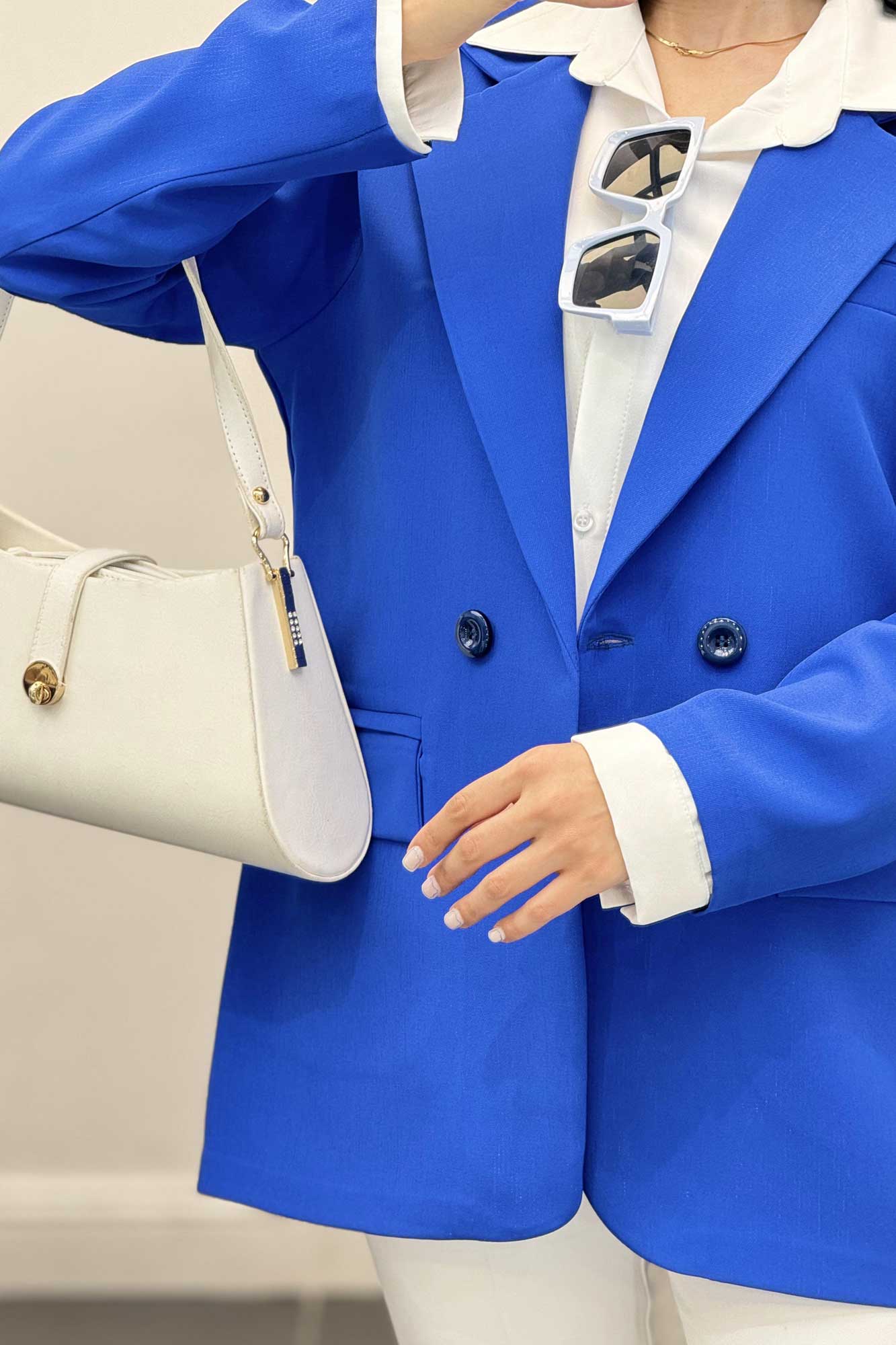 کت مازراتی لمه آبشاری لیدیا