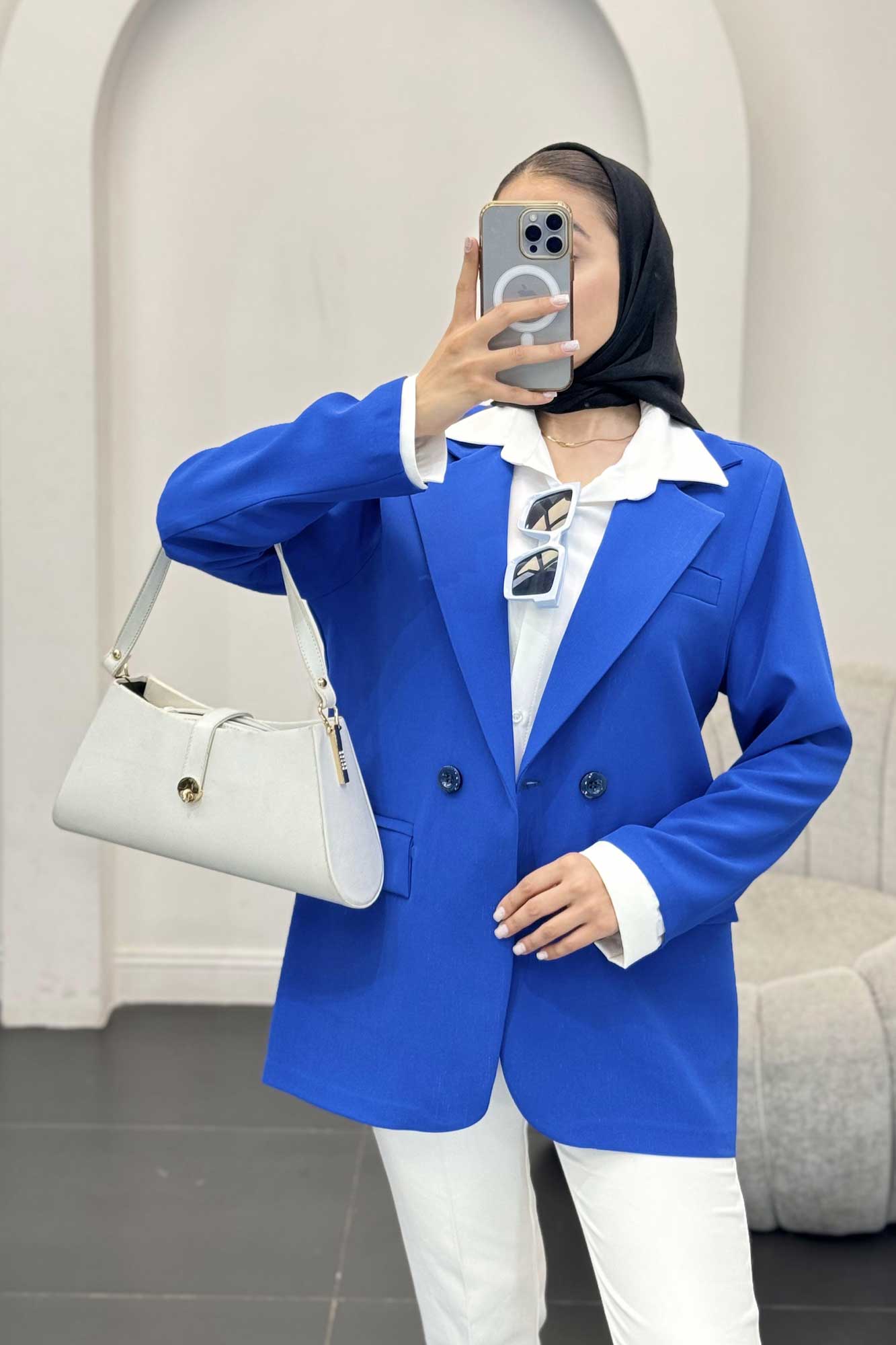 کت مازراتی لمه آبشاری لیدیا