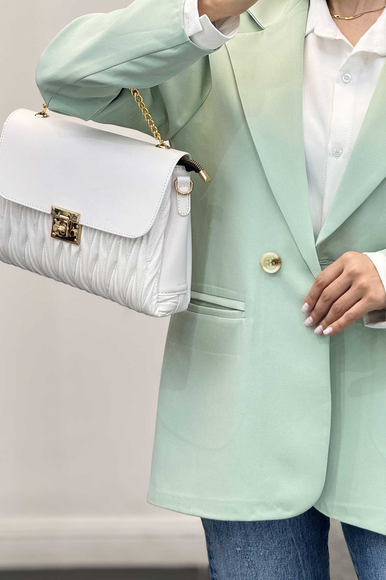 کت مازراتی لمه آبشاری لیدیا