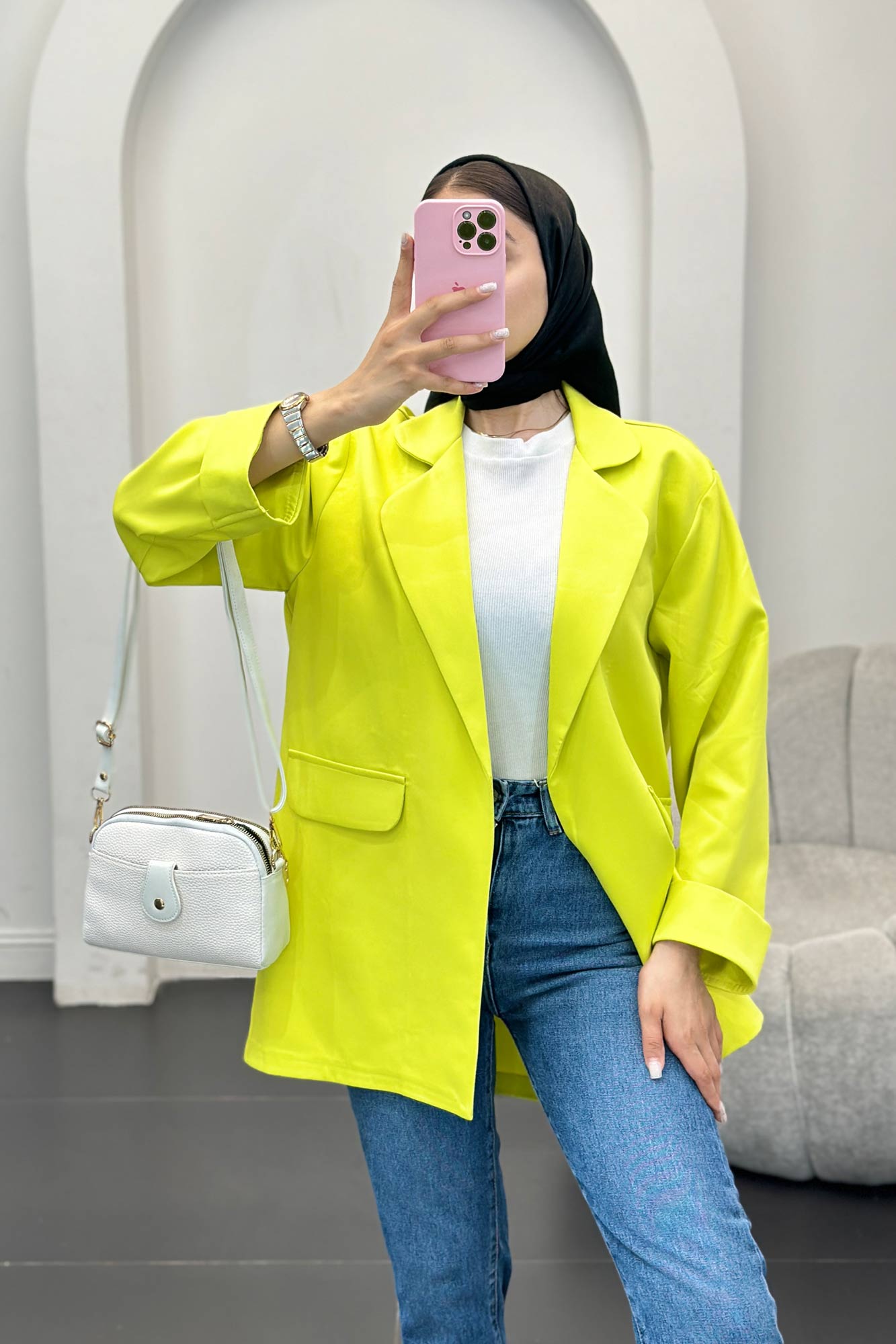 مانتو مازراتی یقه ب ب