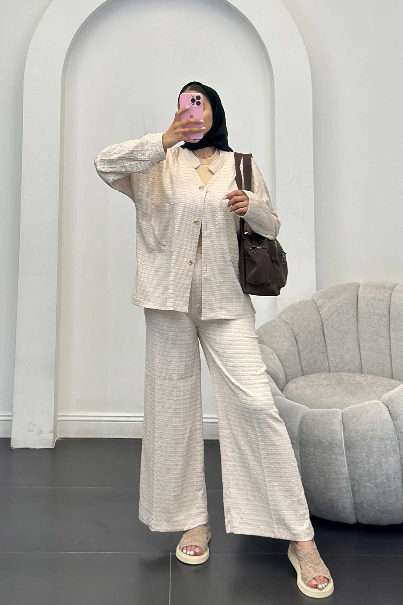 ست کت و شلوار نوا یقه گرد شیده