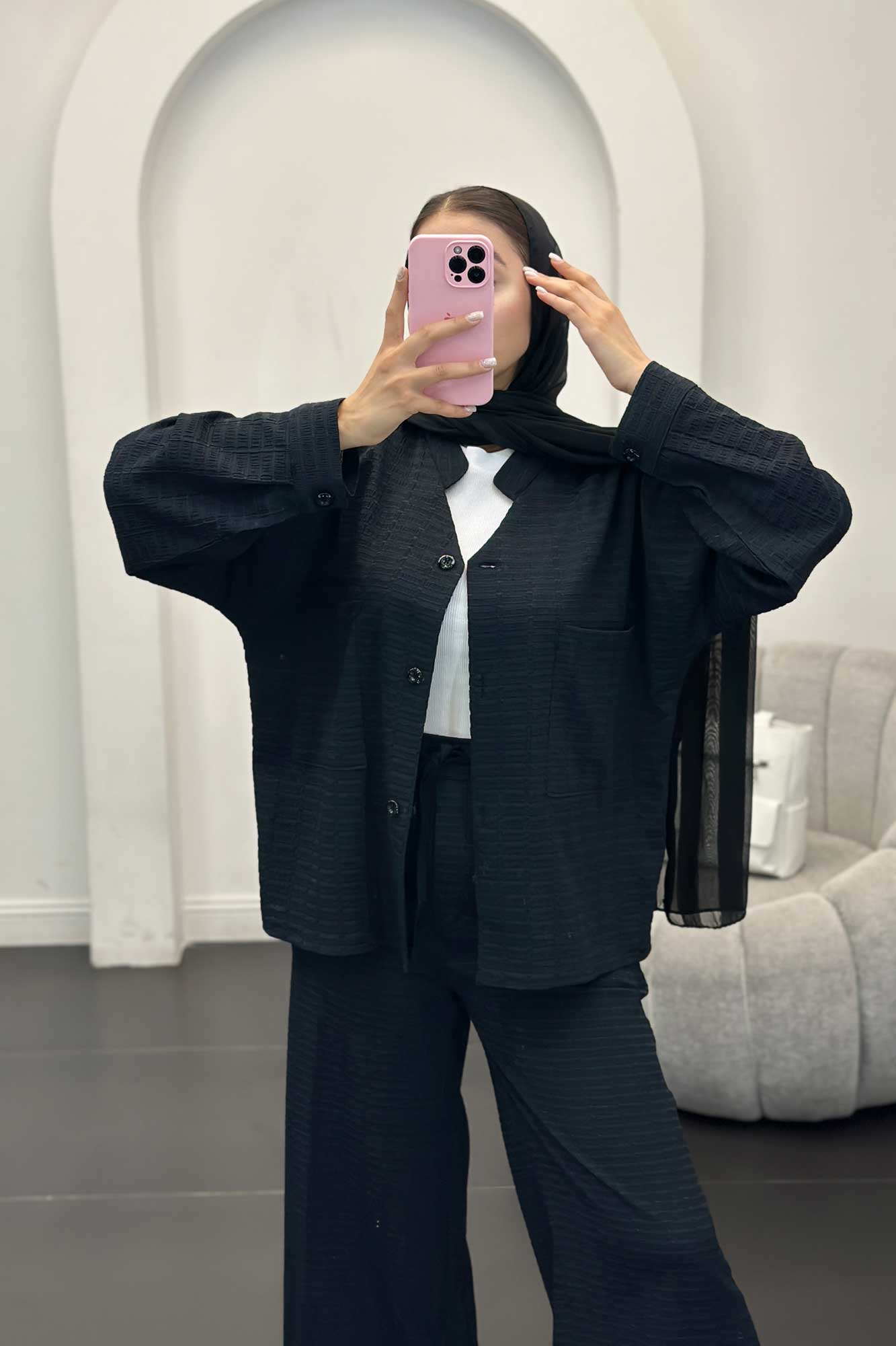 ست کت و شلوار نوا یقه گرد شیده