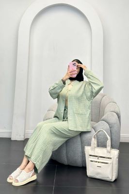 ست کت و شلوار نوا یقه گرد شیده