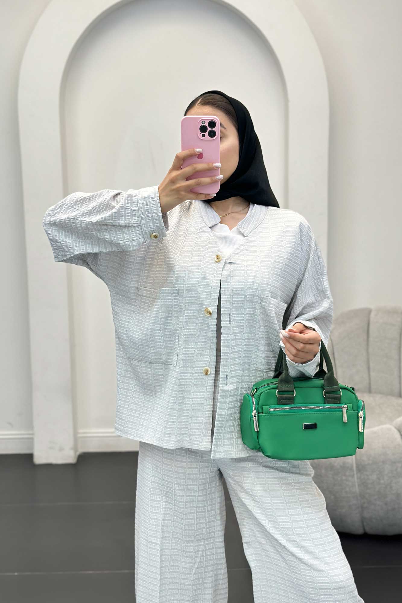 ست کت و شلوار نوا یقه گرد شیده