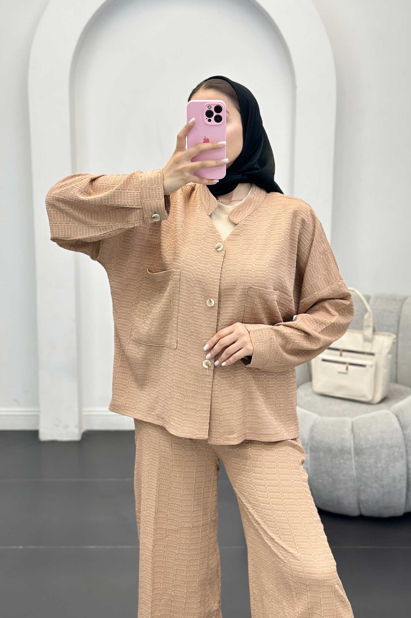 ست کت و شلوار نوا یقه گرد شیده