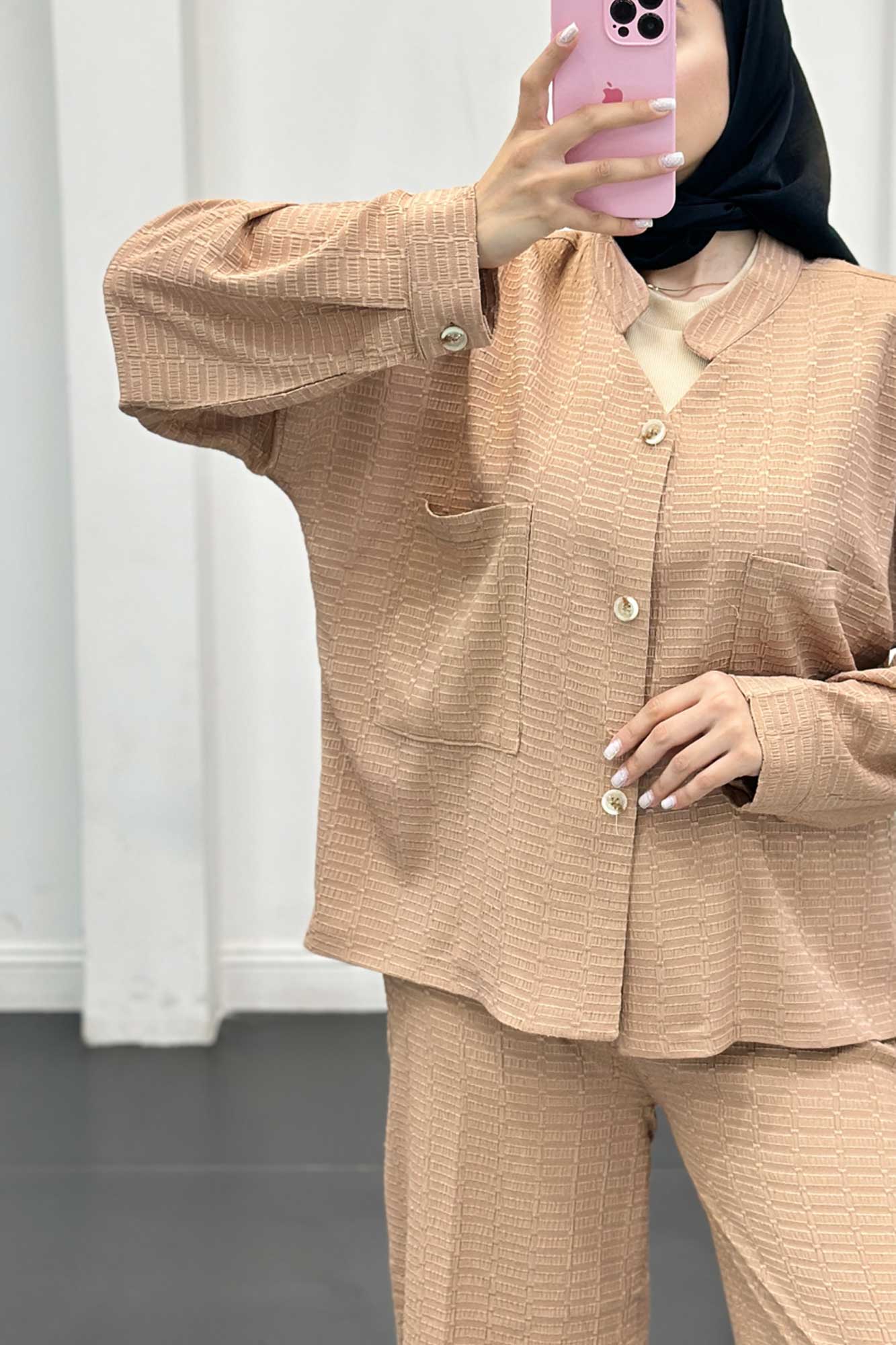 ست کت و شلوار نوا یقه گرد شیده