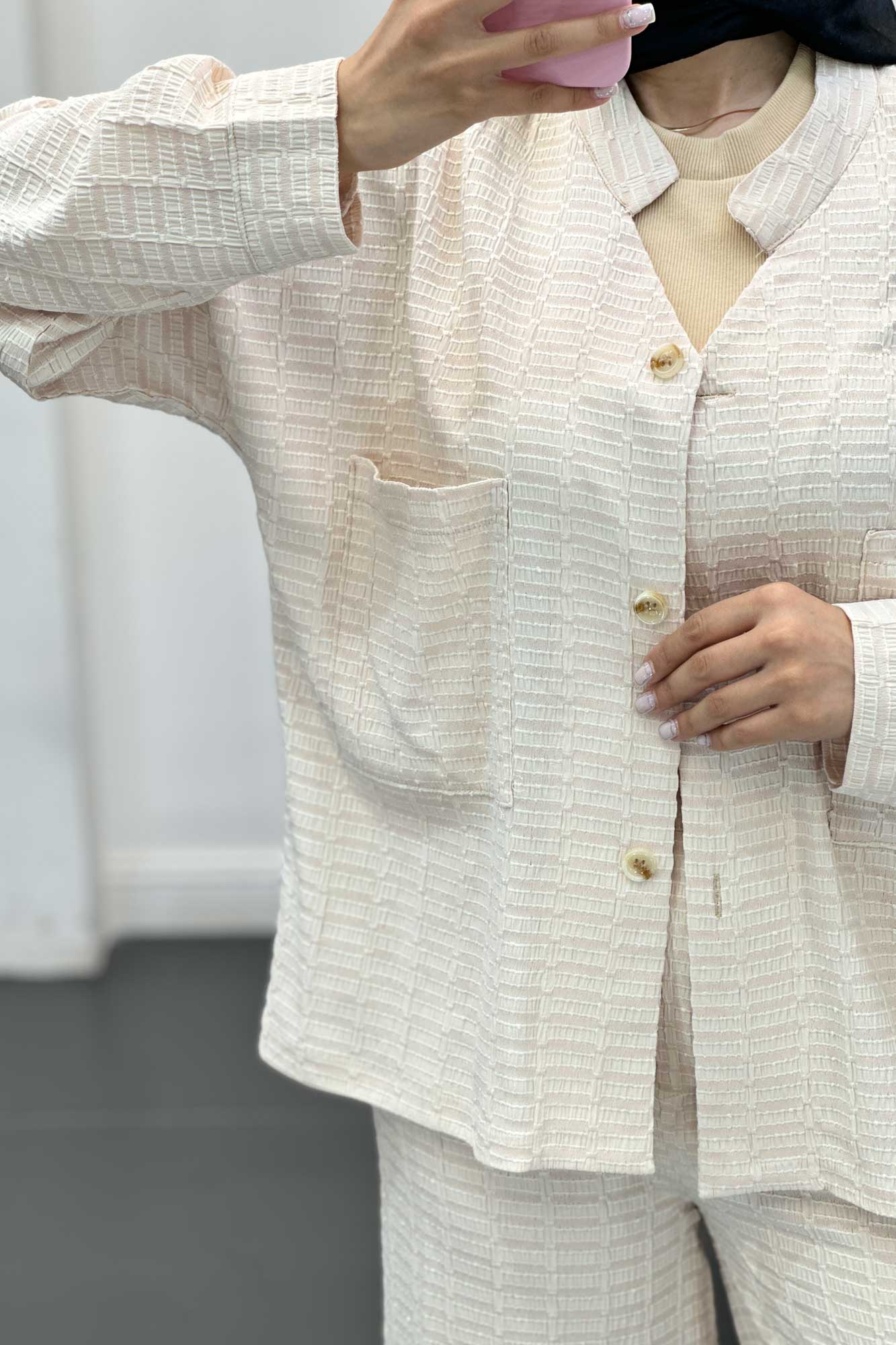 ست کت و شلوار نوا یقه گرد اوچر