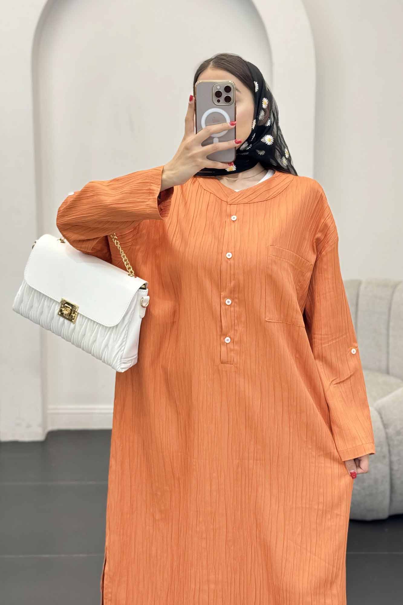 پیراهن کریشه بلند سه دکمه لیوسا