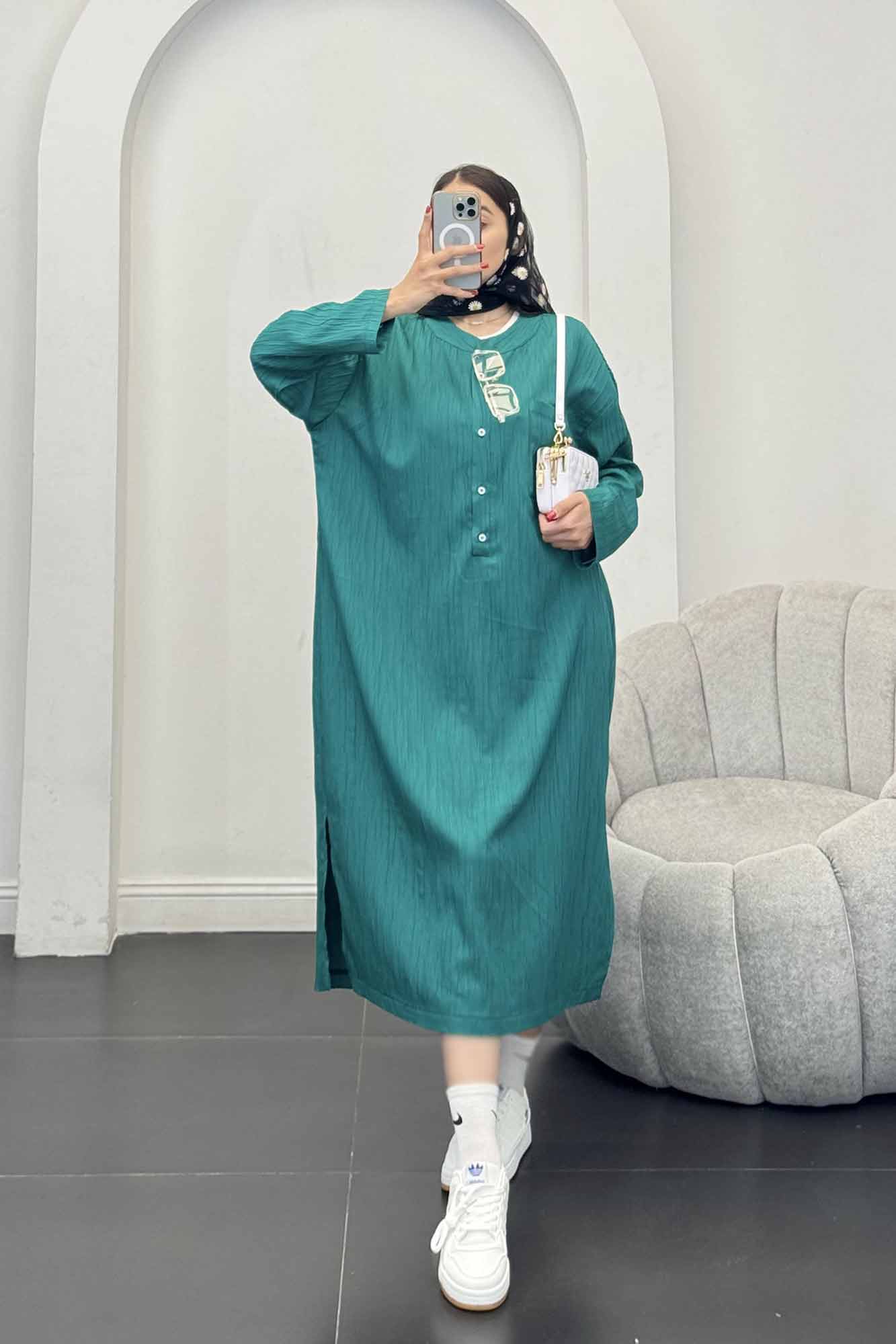 پیراهن کریشه بلند سه دکمه لیوسا