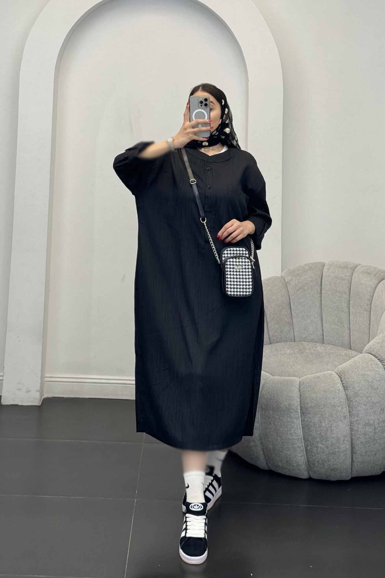 پیراهن کریشه بلند سه دکمه لیوسا