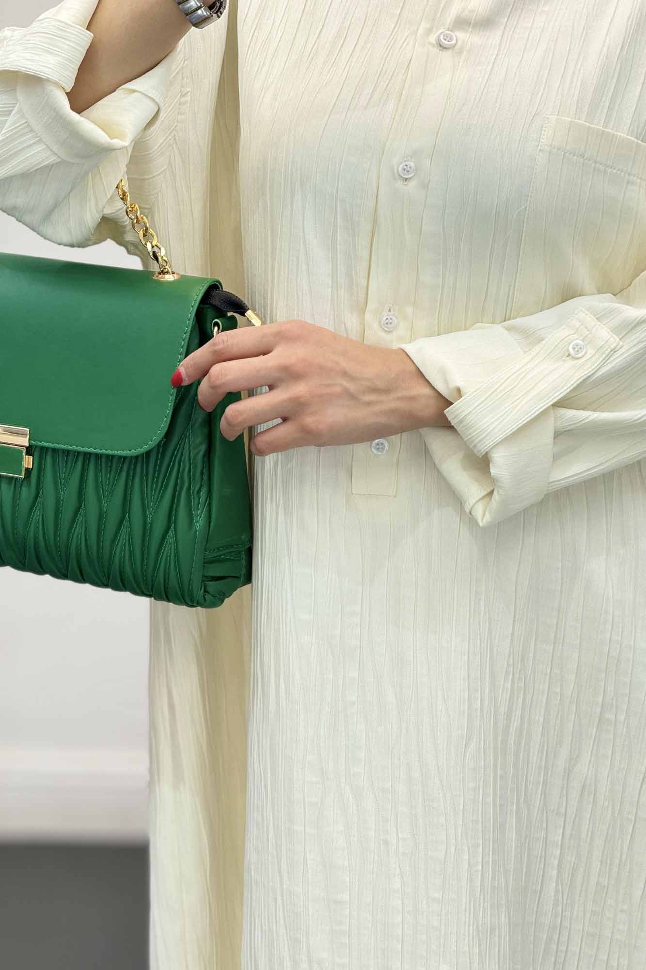 پیراهن کریشه بلند سه دکمه لیوسا