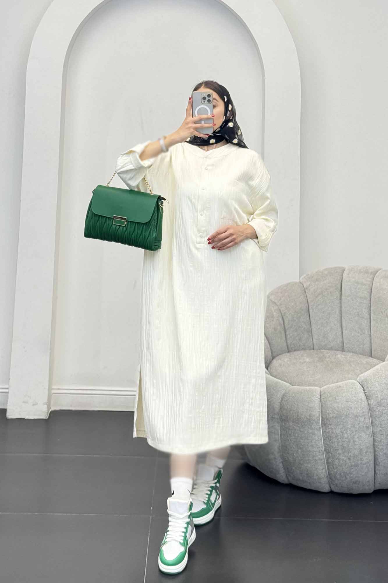 پیراهن کریشه بلند سه دکمه لیوسا