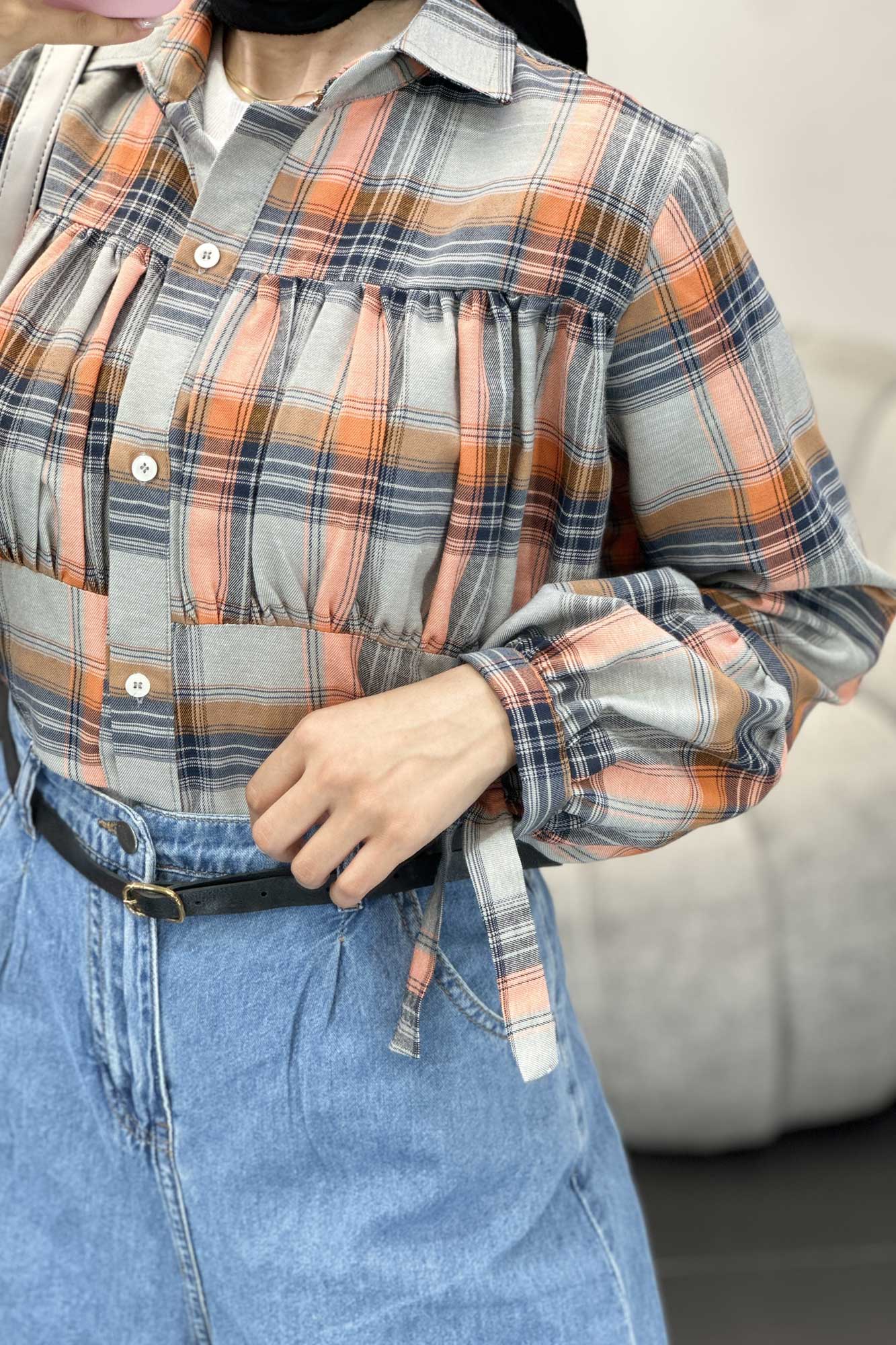 شومیز چهارخانه سینه چین