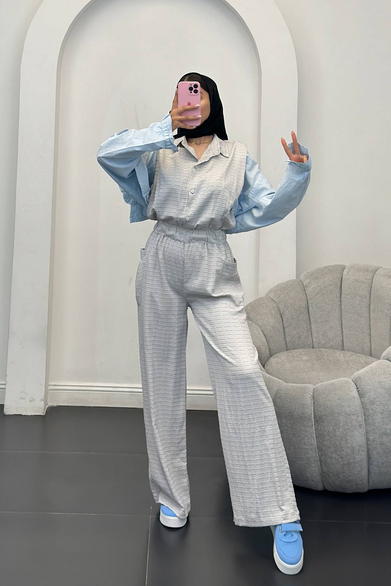 اورال نوا کمرکش دکمه ای آنیسا