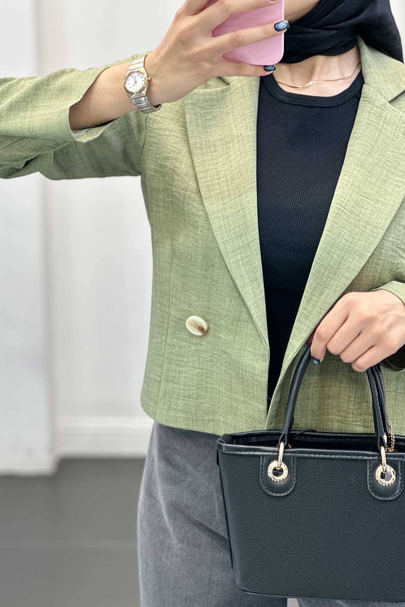 کت کراپ شانتون آدلی