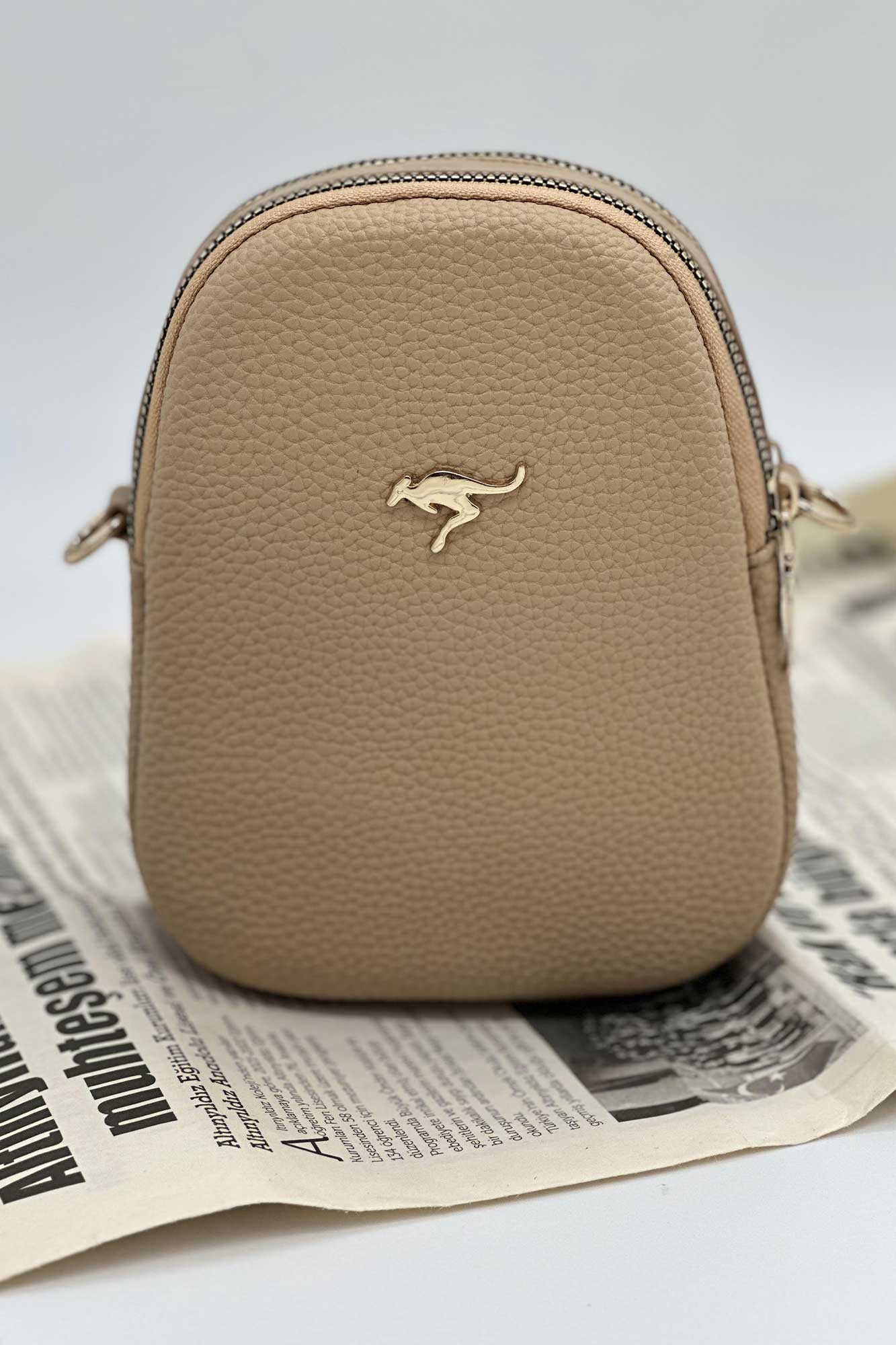 پاس ایستاده کانگرو 1547