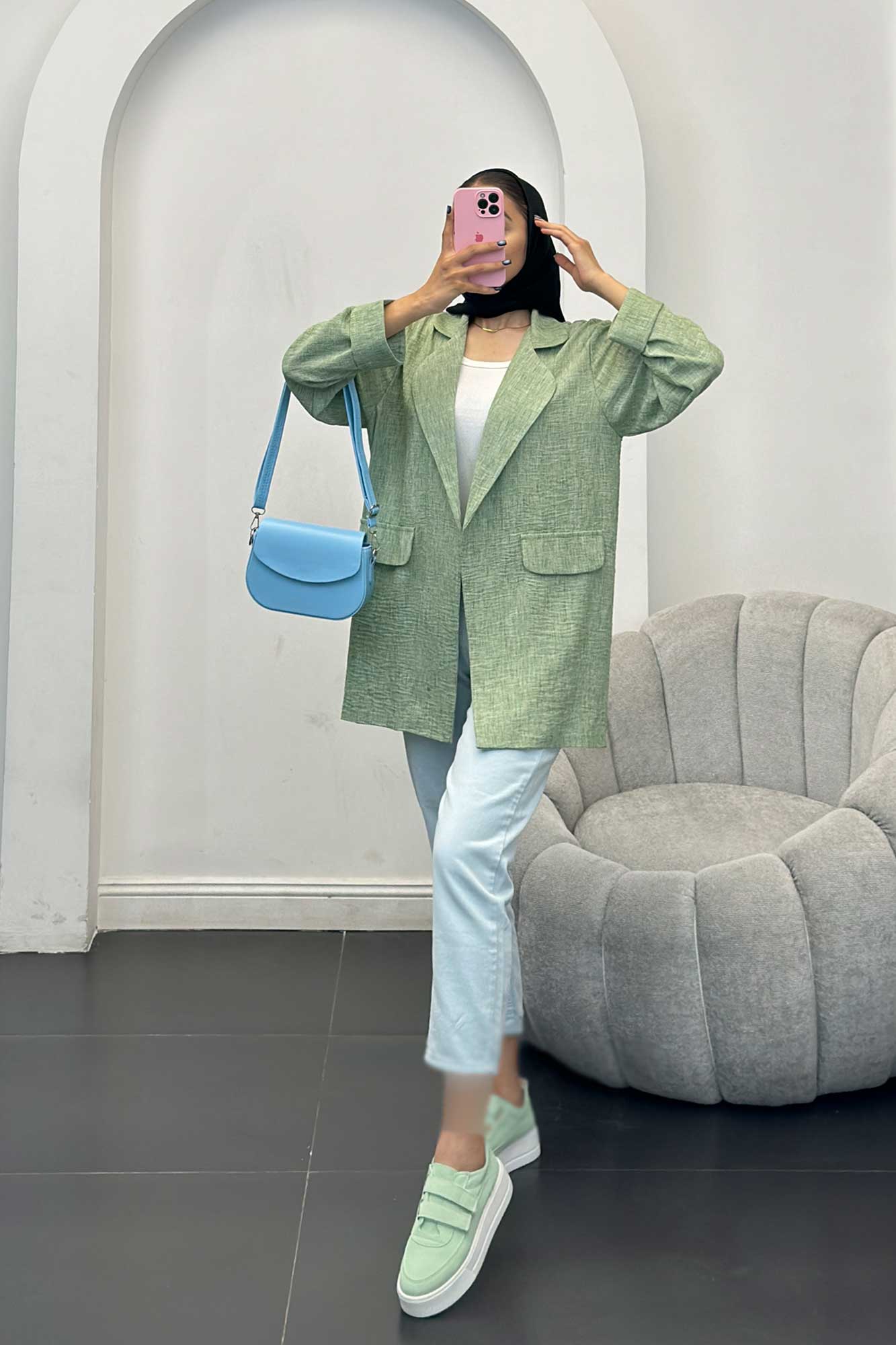 مانتو شانتون برفکی یقه ب ب