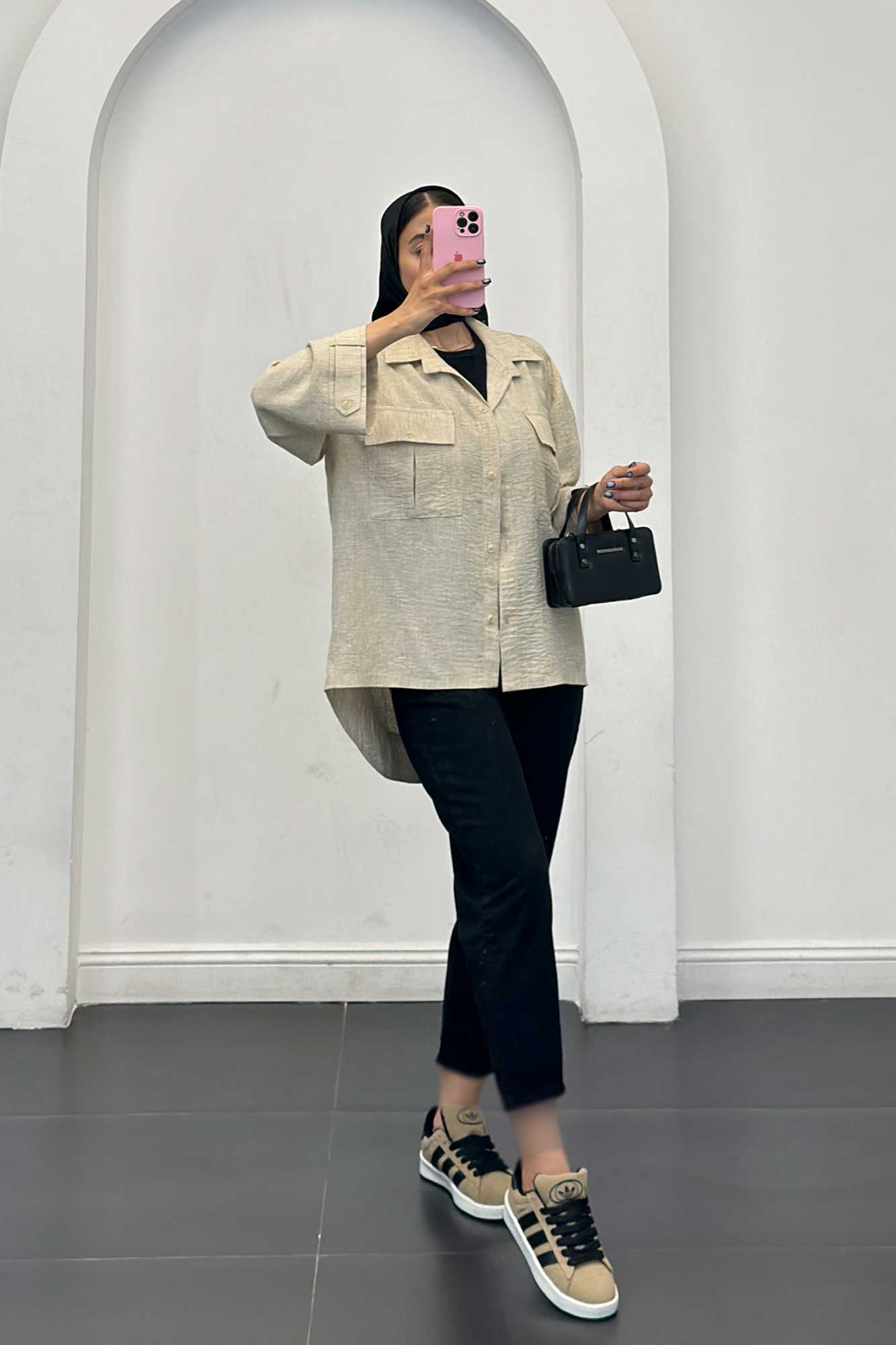 مانتو شانتون برفکی پشت هلال دایانا