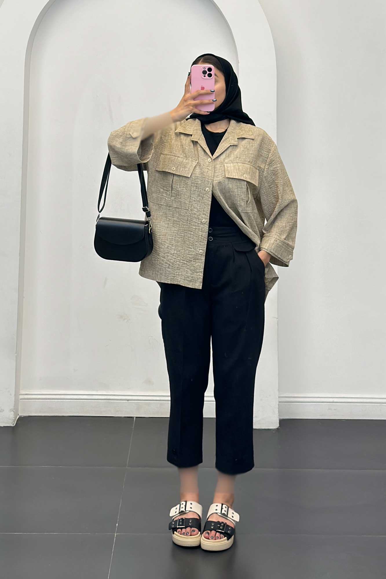 مانتو شانتون برفکی پشت هلال دایانا