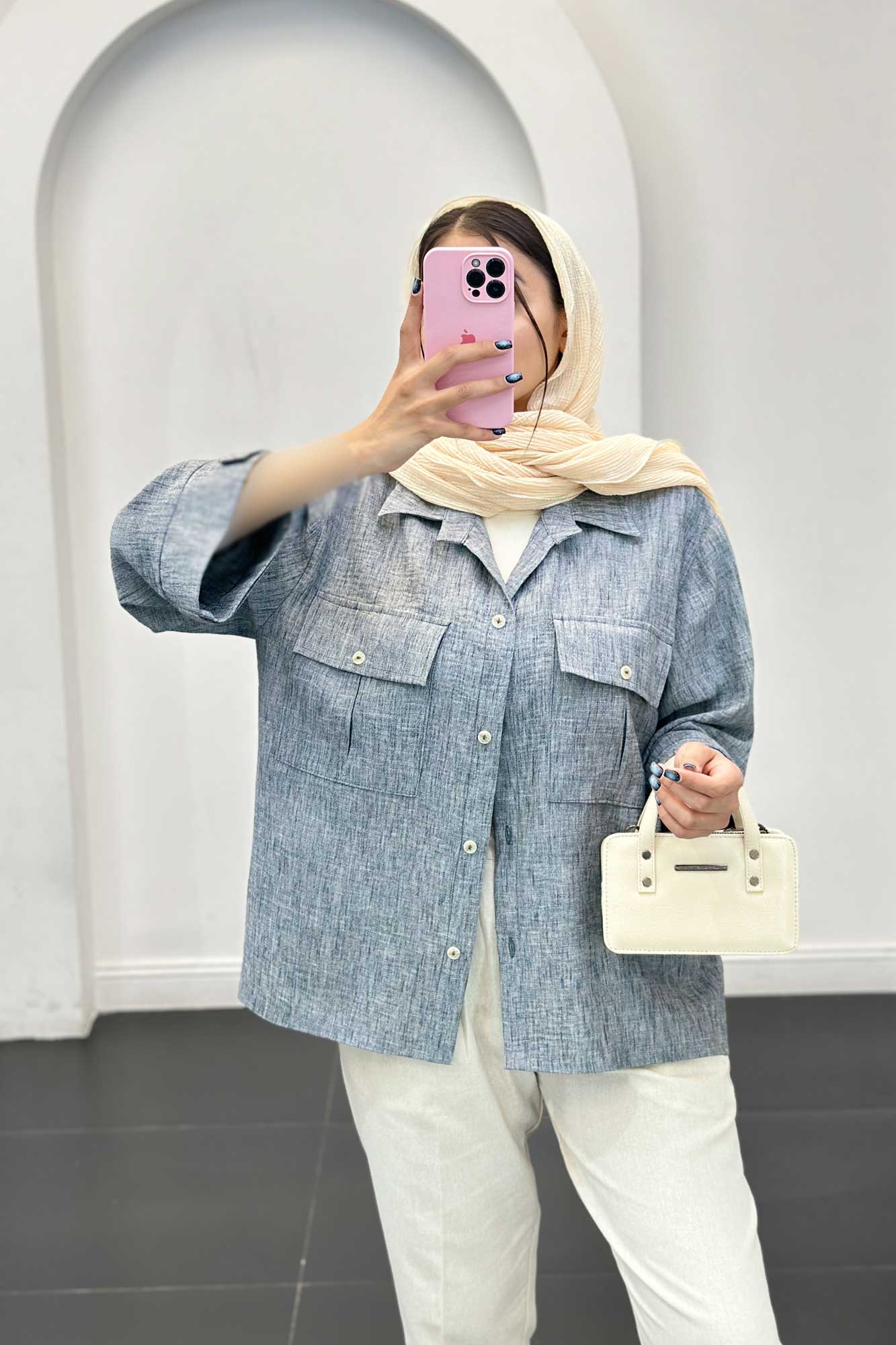 مانتو شانتون برفکی پشت هلال دایانا